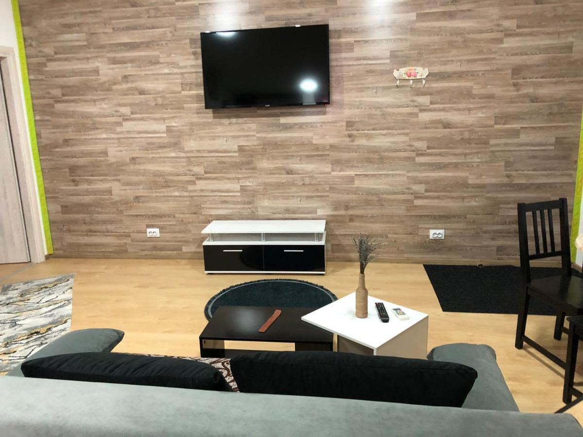 Serban Home Arenele Romane Marius Nasta Bucarest Extérieur photo