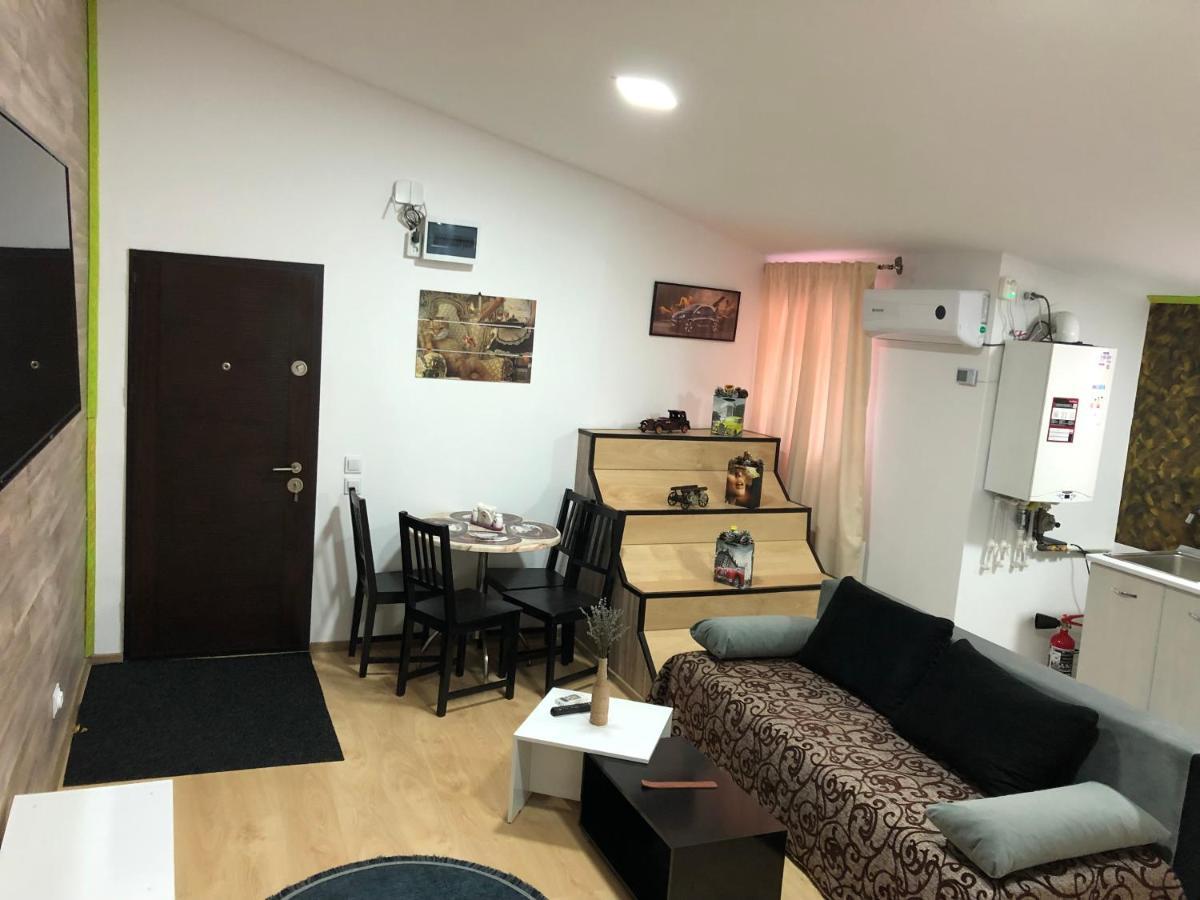 Serban Home Arenele Romane Marius Nasta Bucarest Extérieur photo