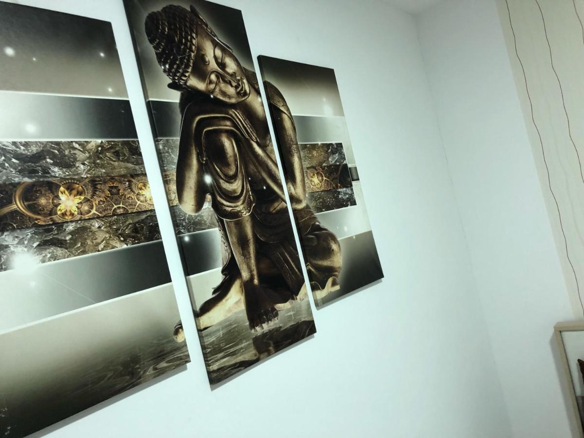 Serban Home Arenele Romane Marius Nasta Bucarest Extérieur photo