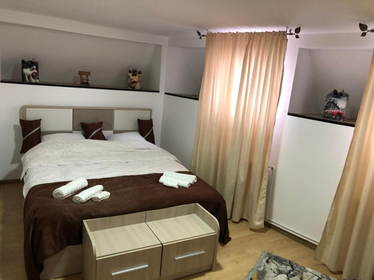 Serban Home Arenele Romane Marius Nasta Bucarest Extérieur photo